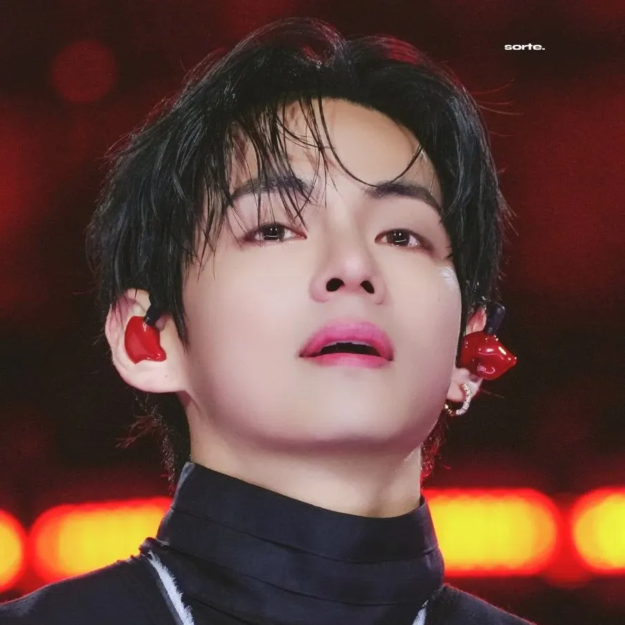 V (防弹少年团)粉丝拍下的瞬间