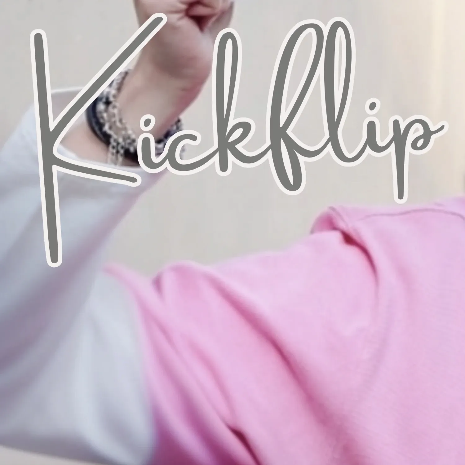 Behind-the-scenes cut of Donghyeon (KickFlip)