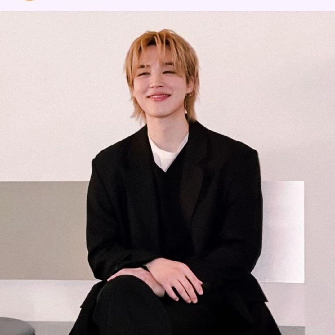 Foto aktivitas terbaru Jimin (BTS)