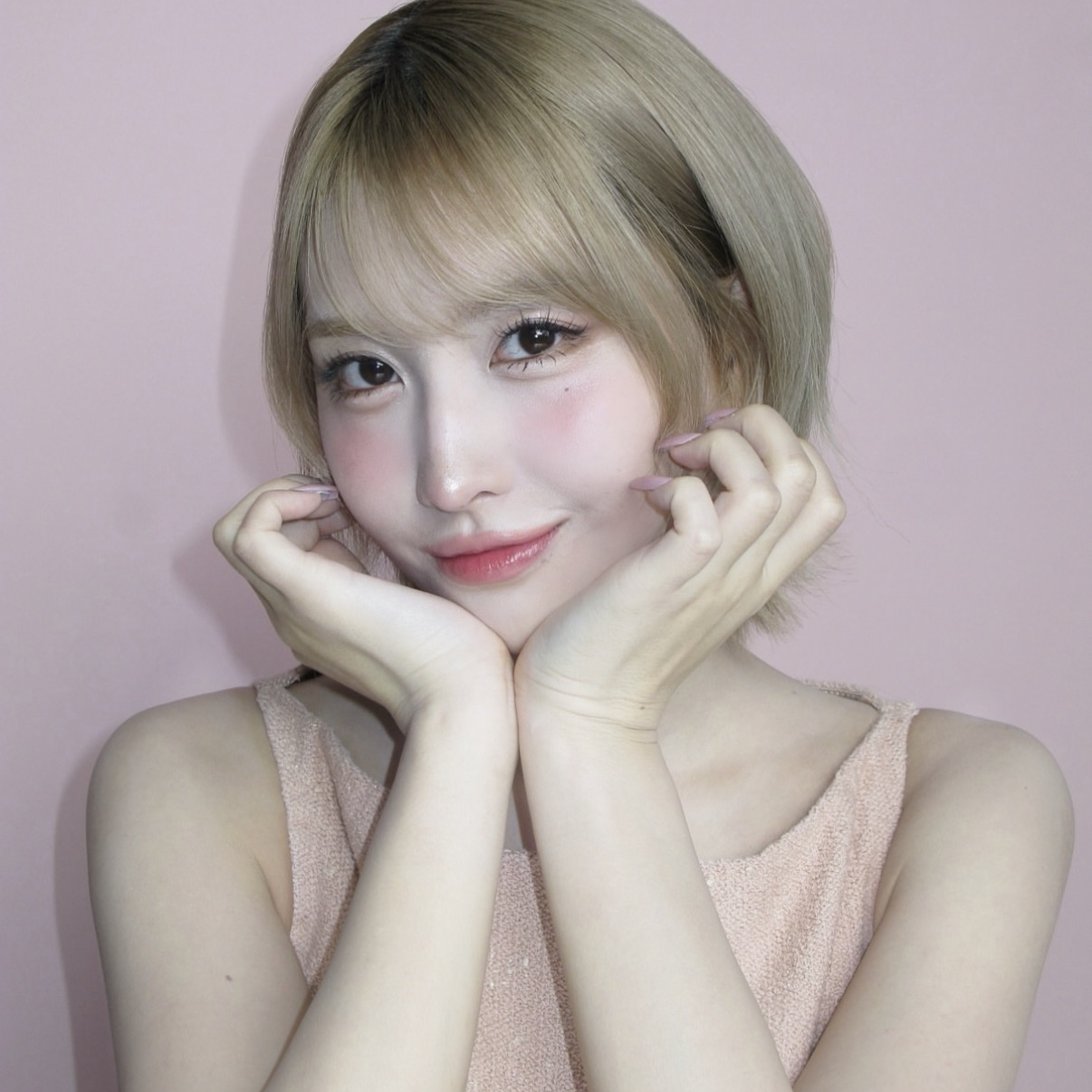 모모 (TWICE) 최근 활동샷