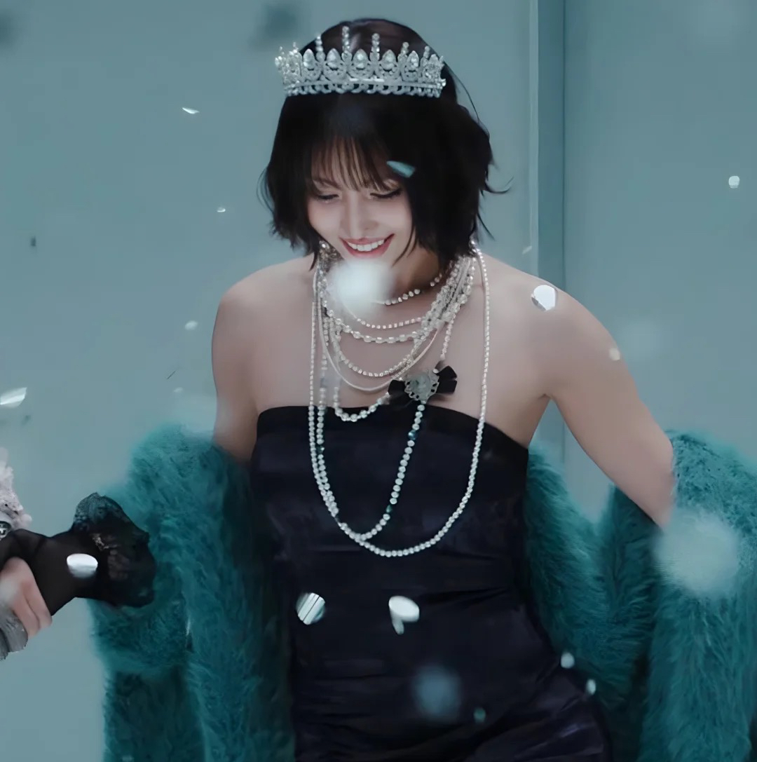 Momo (TWICE)的最新照片