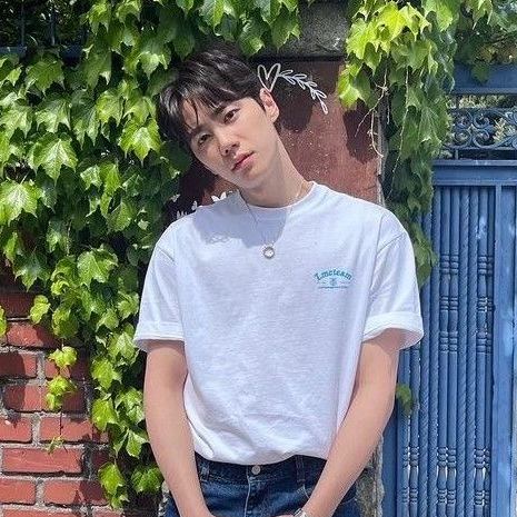 Recent activity shot of Lee Junyoung