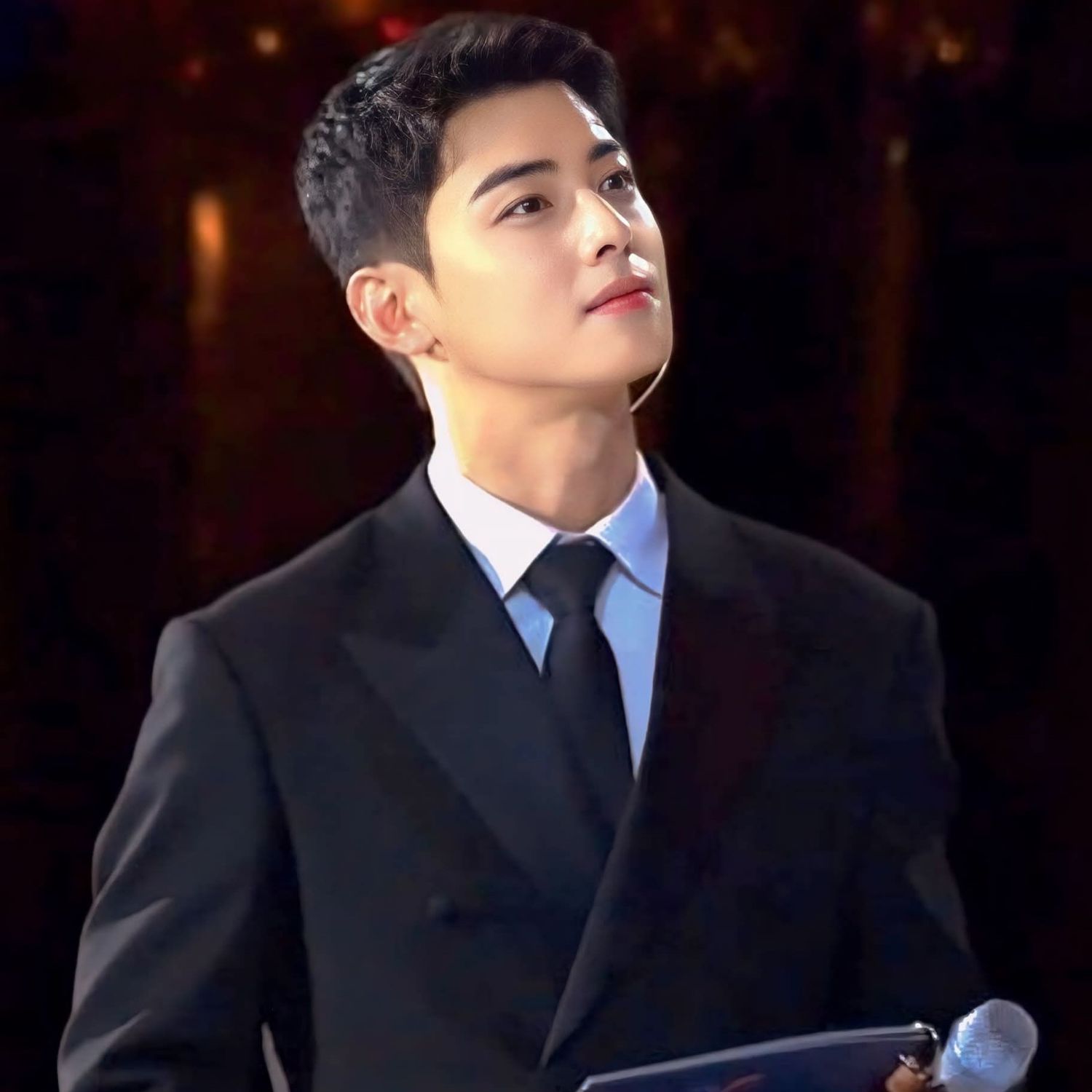 Recent activity shot of Eunwoo (ASTRO)