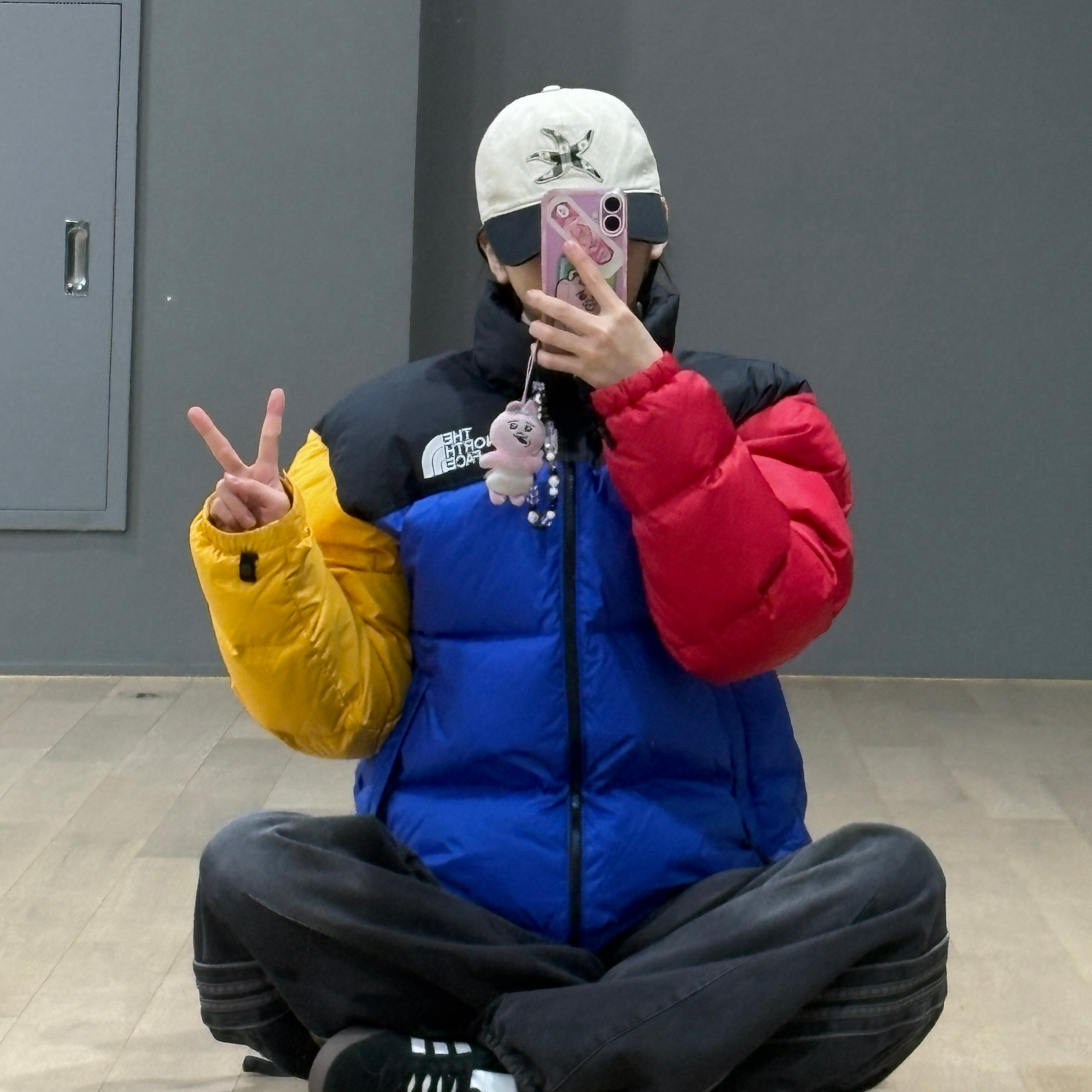 Behind-the-scenes cut of Koko (izna)