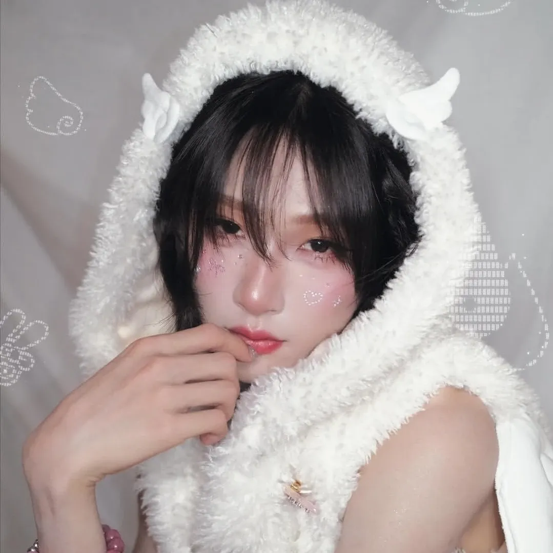 Latest photo of Hu Yetao (NexT1DE)