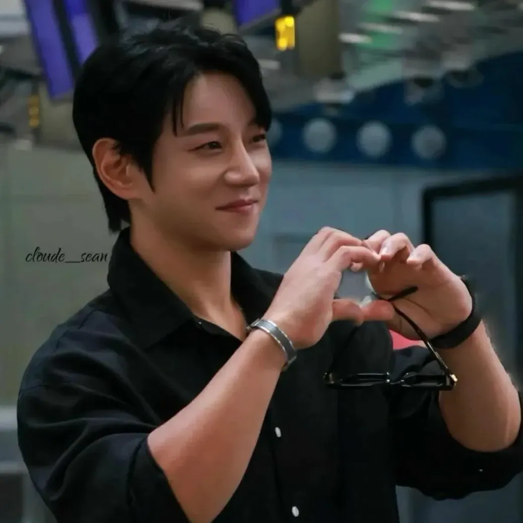 ファン・チヨルの舞台裏ショット