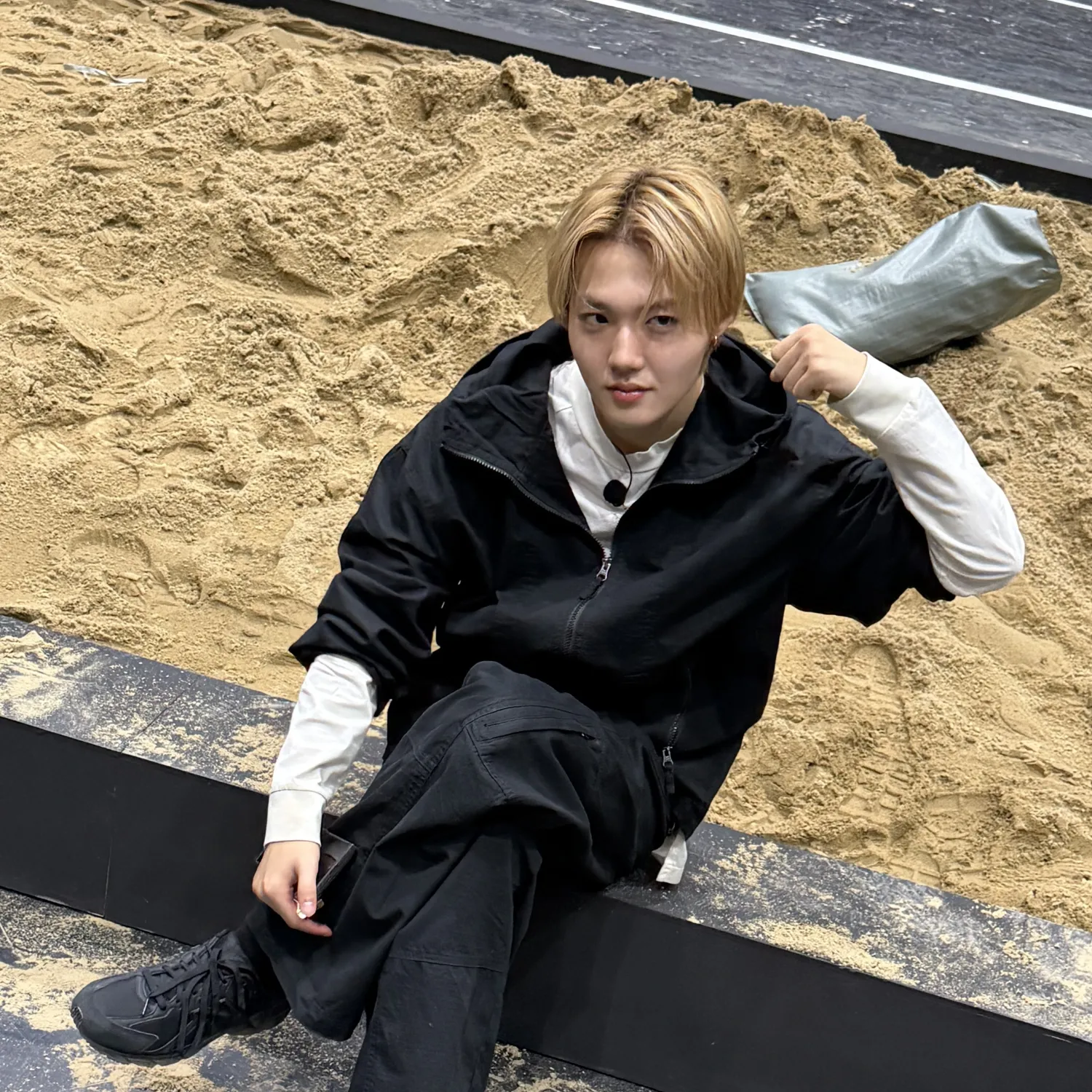 A moment captured by Doyoung (TREASURE)'s fan