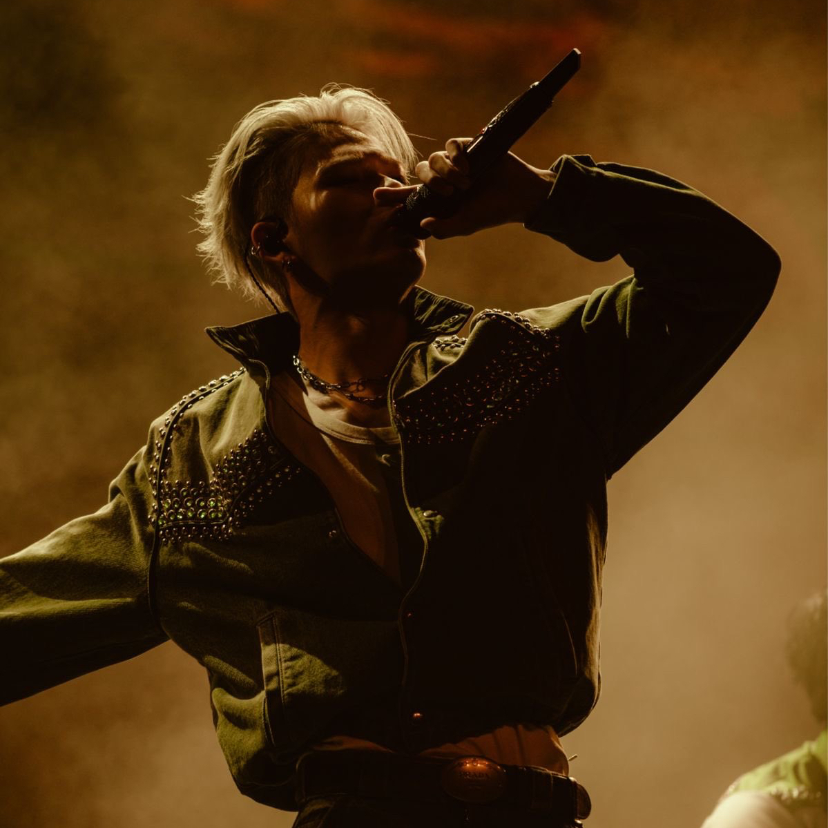 Foto terbaru NI-KI (ENHYPEN)