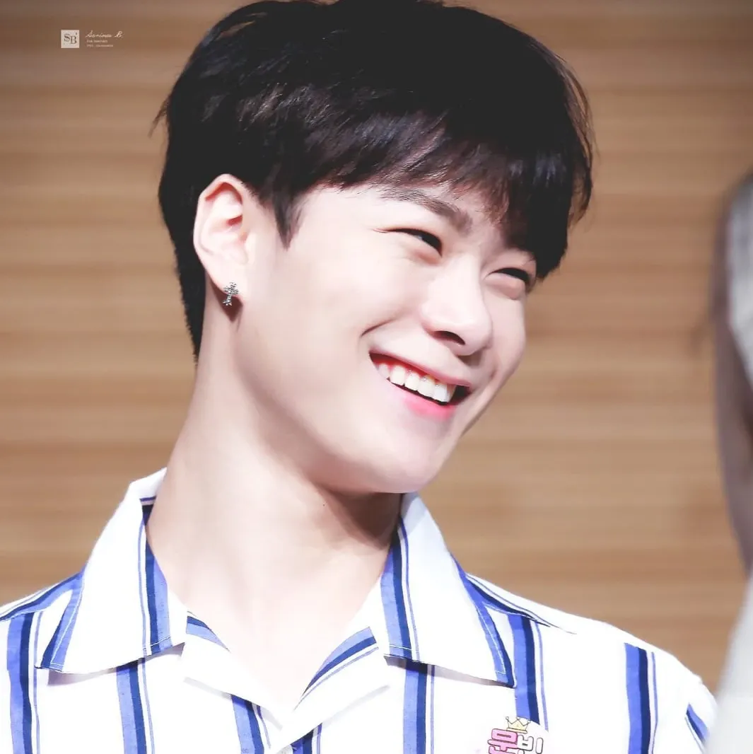 Behind-the-scenes cut of Moonbin (ASTRO)