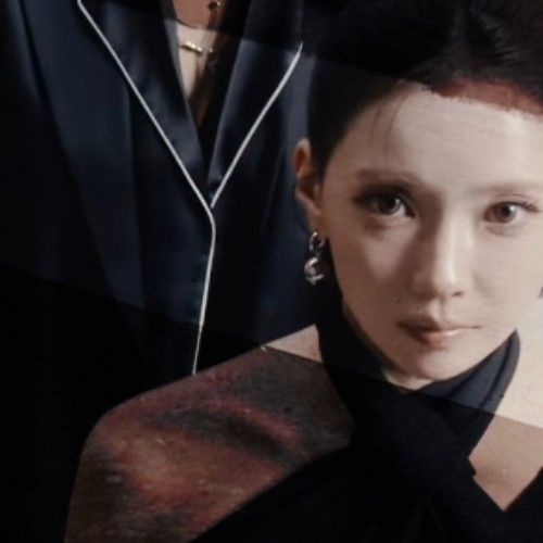 Latest photo of Mayuka (NiziU)