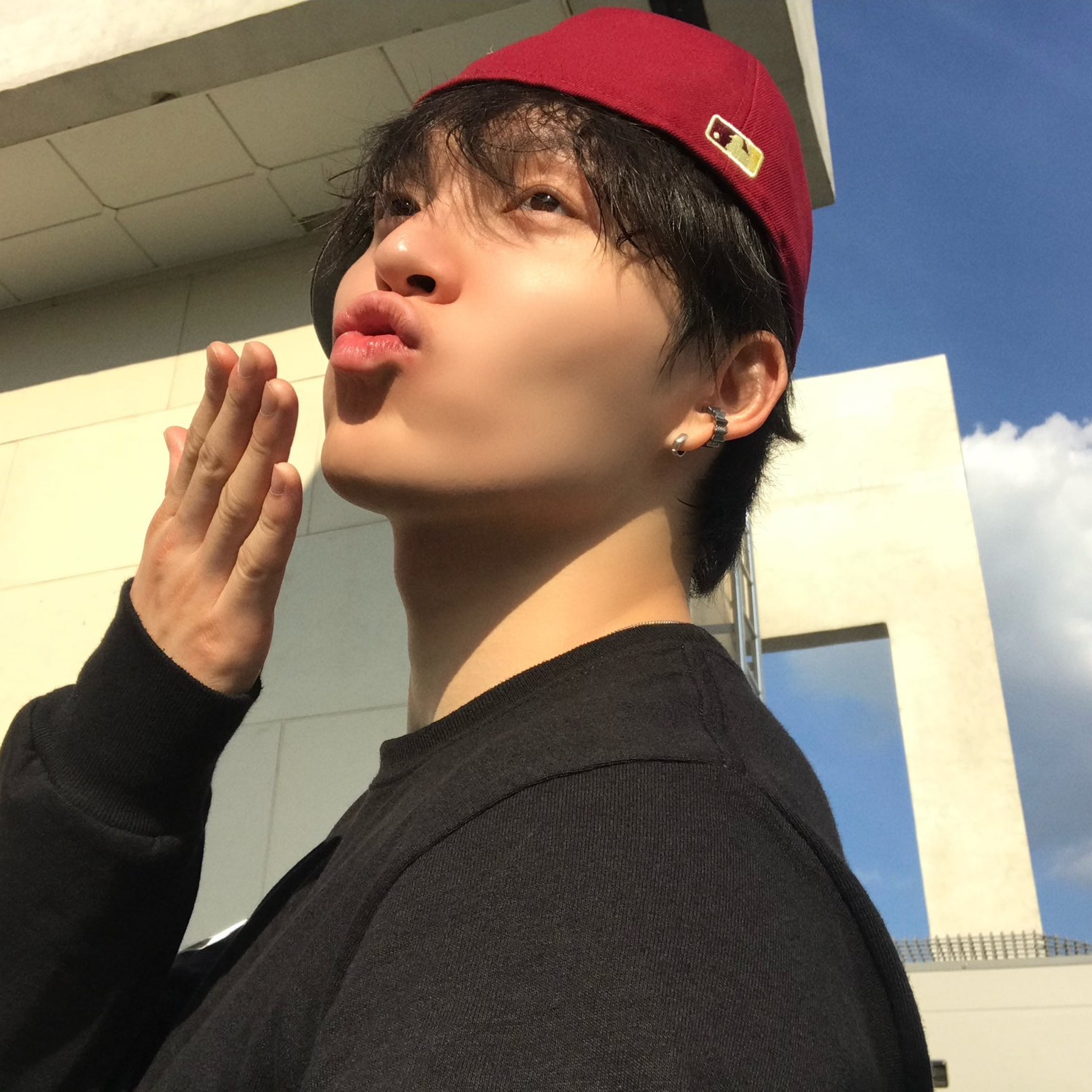 Latest photo of HEECHAN (DKB)