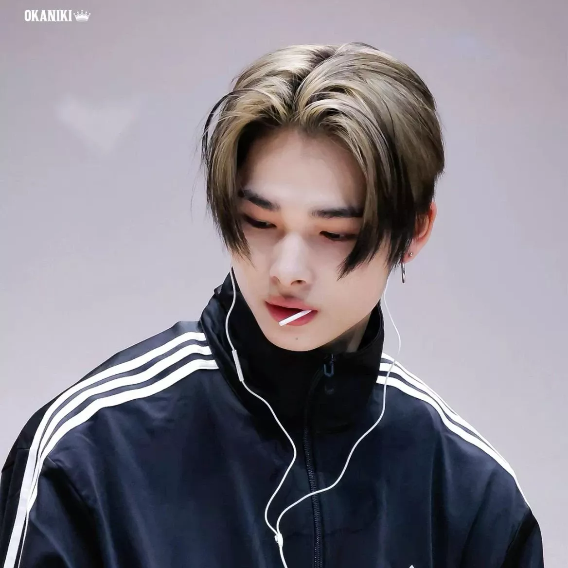 Foto terbaru NI-KI (ENHYPEN)