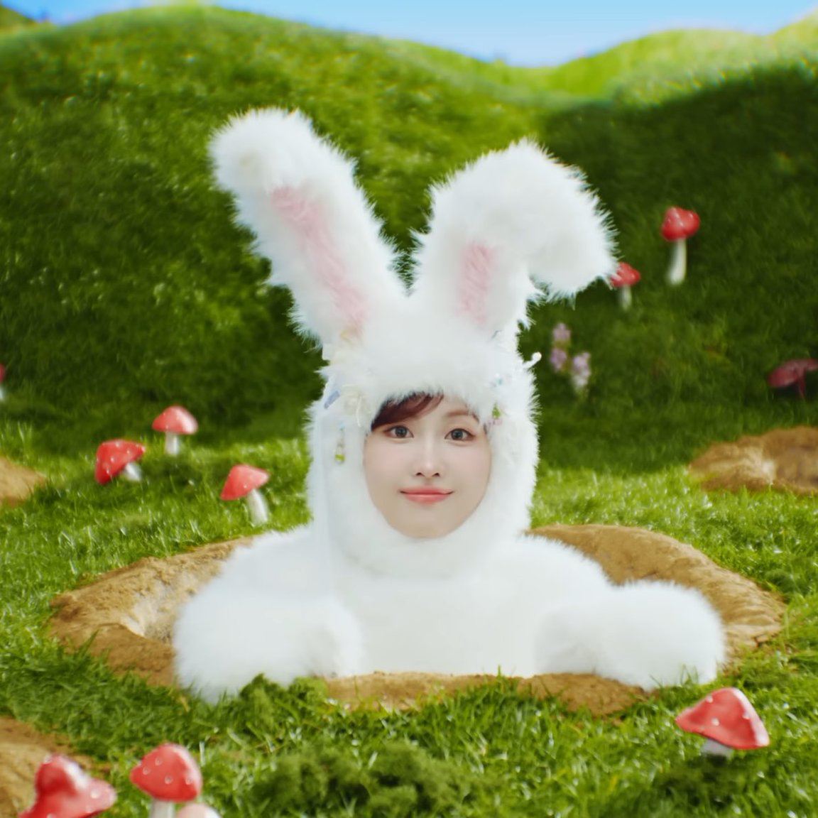 모모 (TWICE) 최근 활동샷