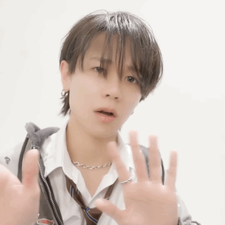 A moment captured by Fujimaki Kyosuke (INI)'s fan