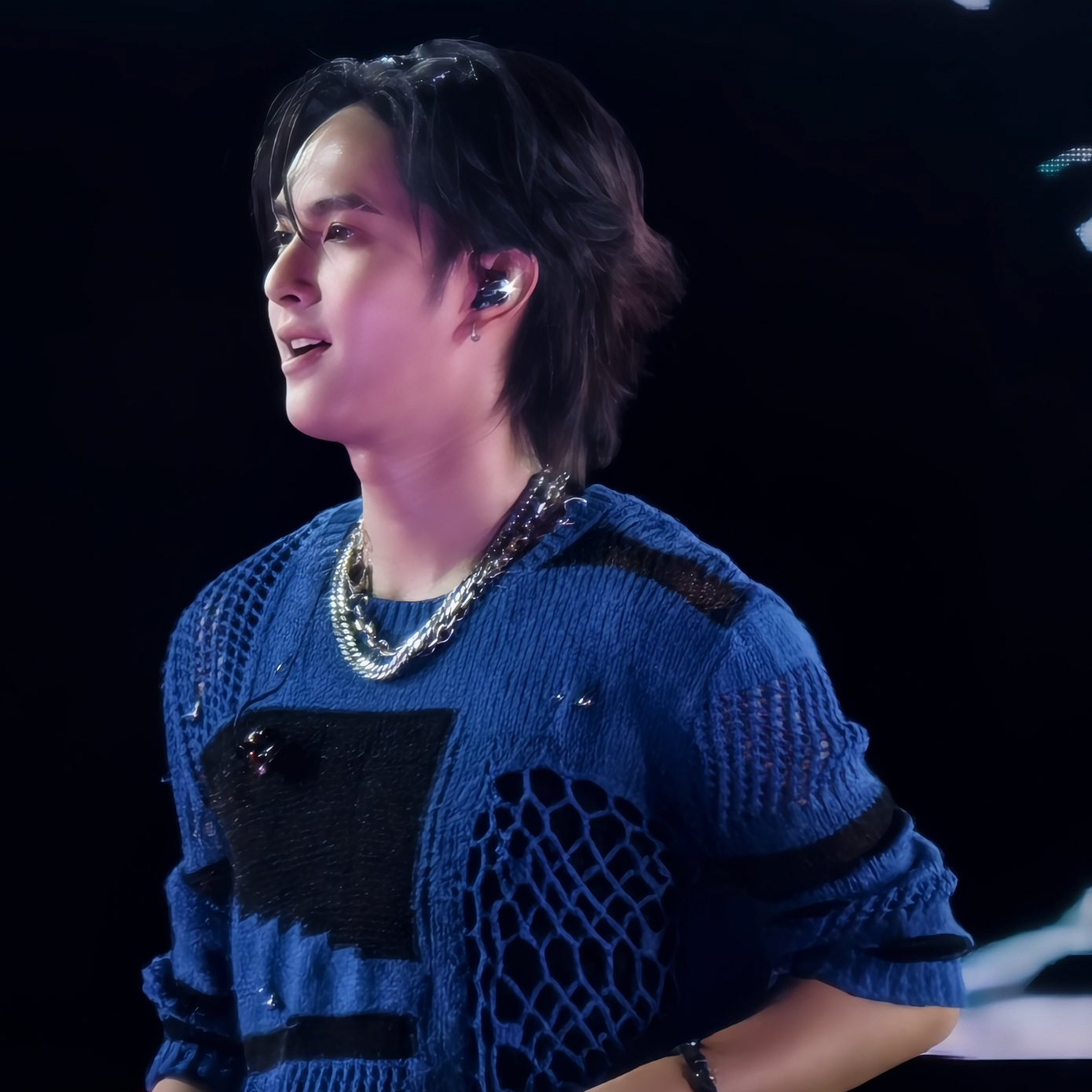 A moment captured by Copper (BUS)'s fan