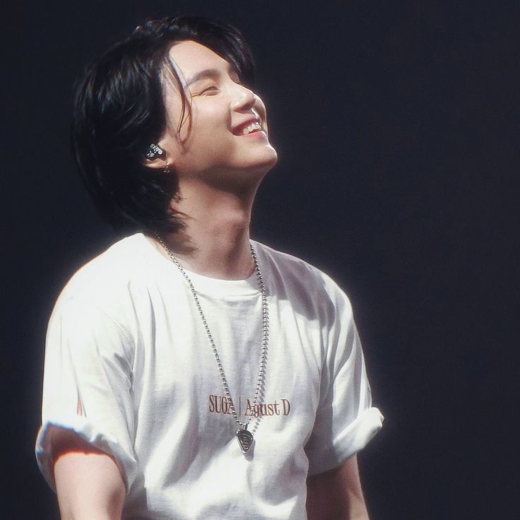 SUGA (BTS)の最近の活動写真