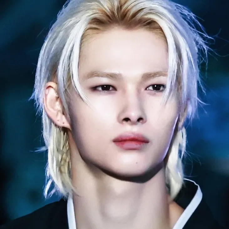 NI-KI (ENHYPEN)的最新照片