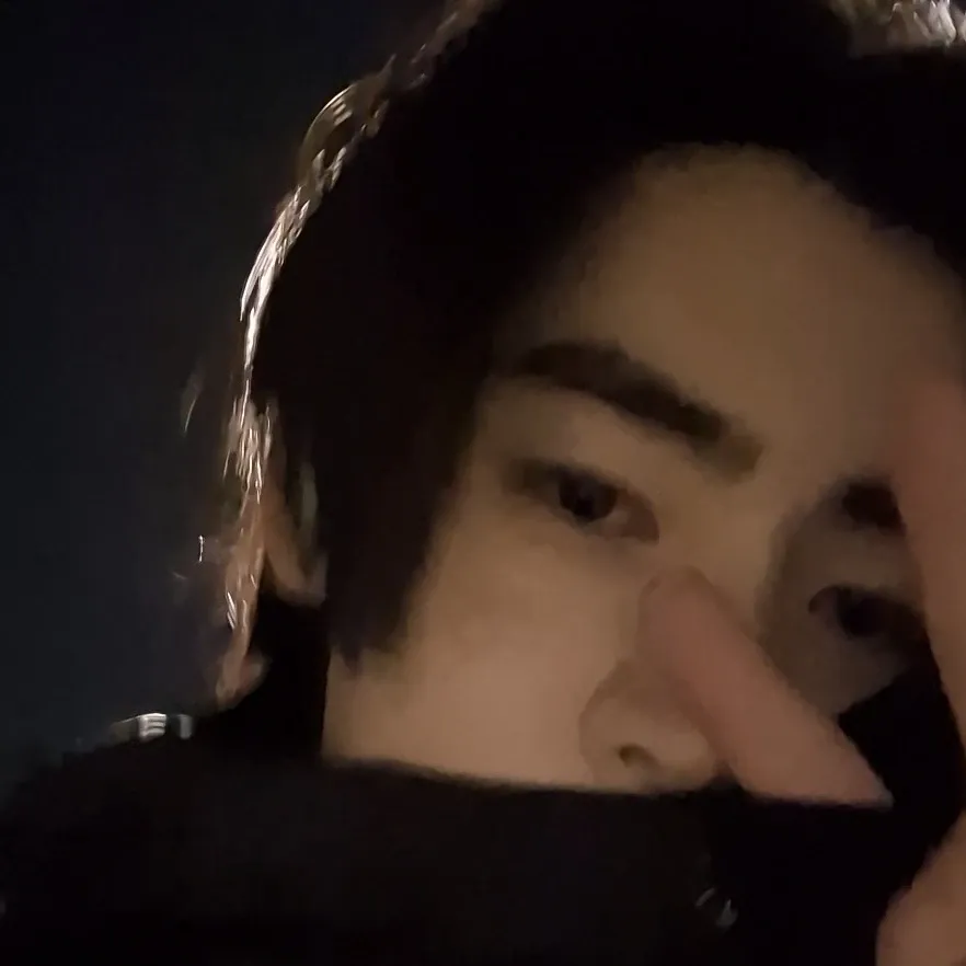 성훈 (ENHYPEN) 최근 활동샷