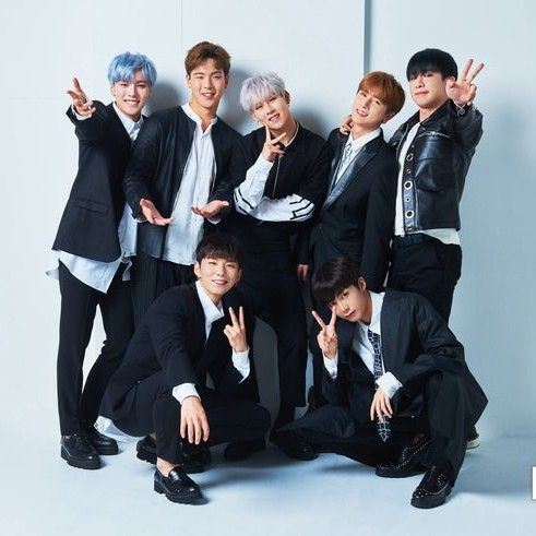 Momen yang diabadikan oleh penggemar MONSTA X