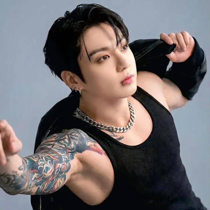 Foto aktivitas terbaru Jungkook (BTS)