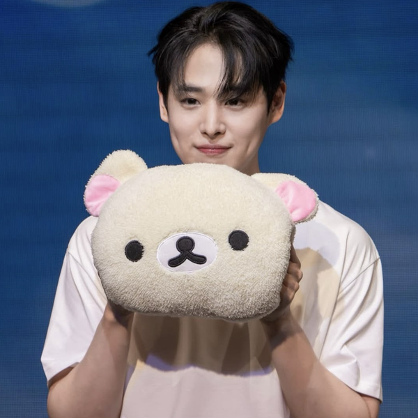 Signature photo of Choi Byungchan capturing their charm