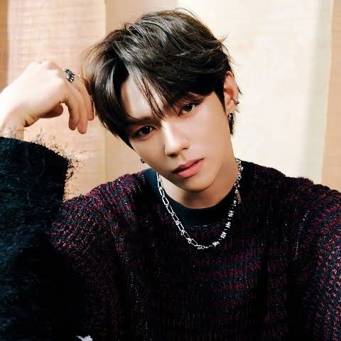 Recent activity shot of JL (AHOF)