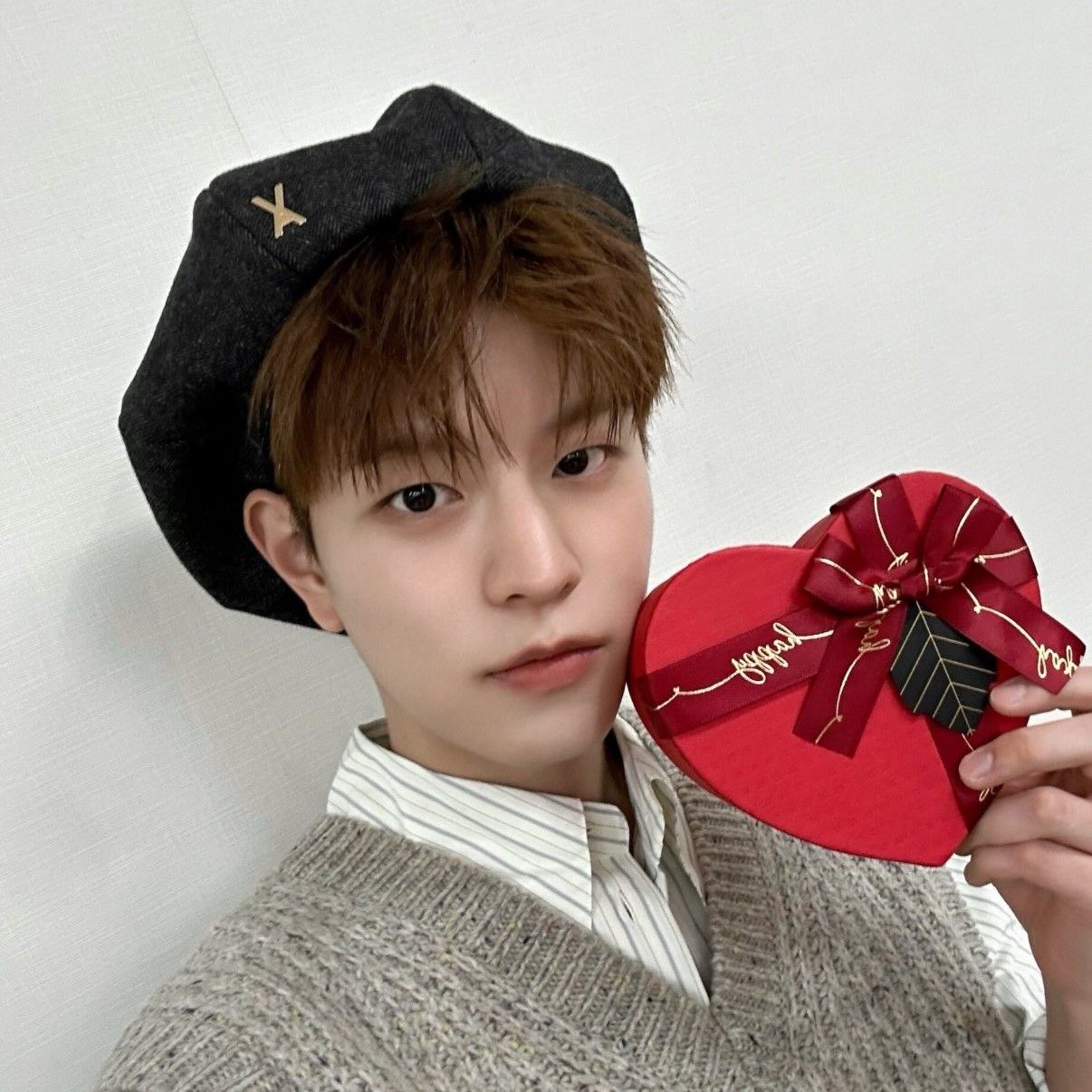 Behind-the-scenes cut of Stray Kids