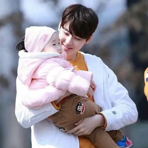 아스트로의 비하인드 컷