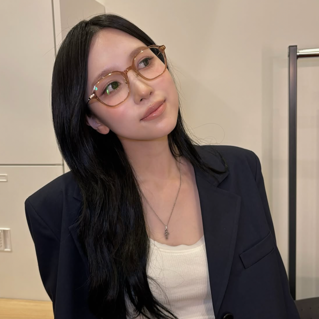 Potret di balik layar Mina (TWICE)