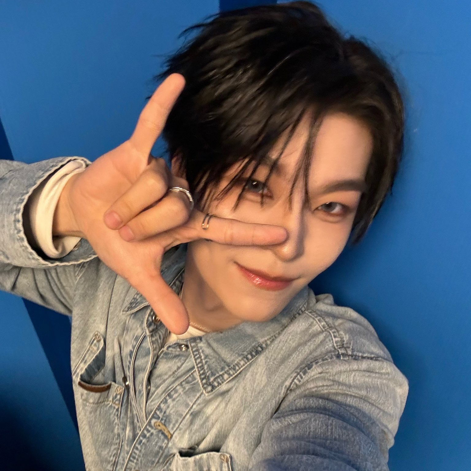 Recent activity shot of He Xinlong (ALPHA DRIVE ONE)