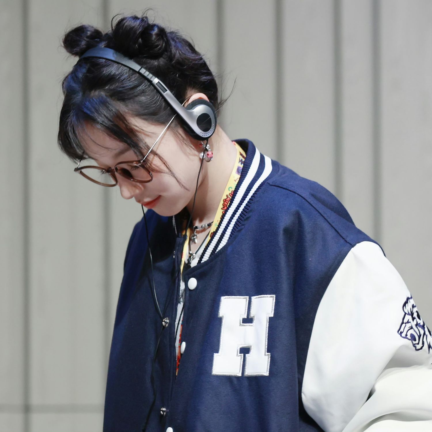 Potret di balik layar Yuqi (i-dle)