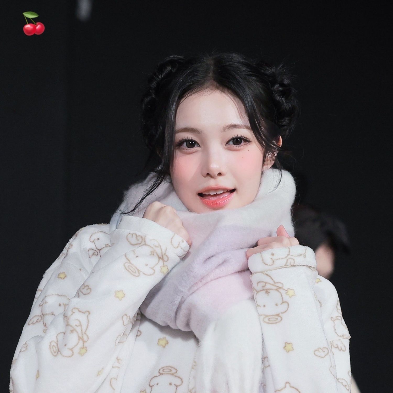 Behind-the-scenes cut of Ian (Hearts2Hearts)