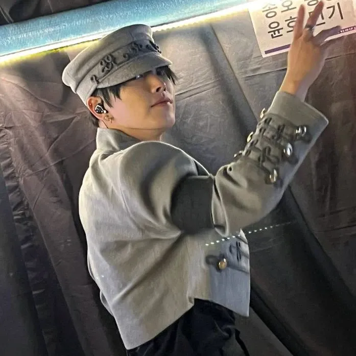 ATEEZの舞台裏ショット