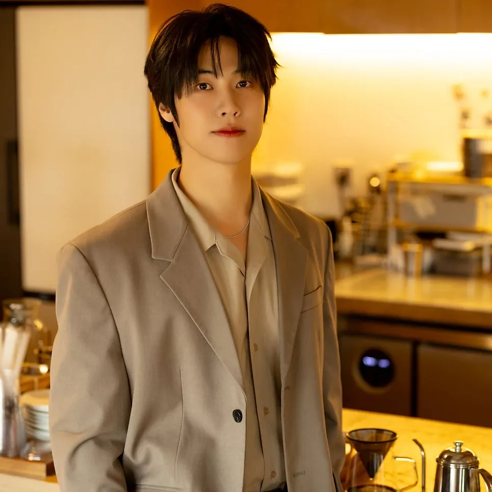 Behind-the-scenes cut of Lee Seunghyup (N.Flying)