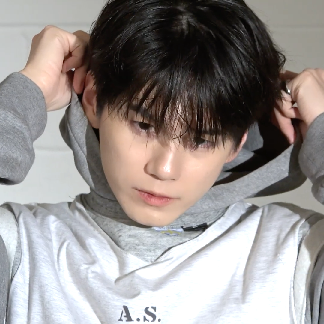 邕聖祐的最新照片