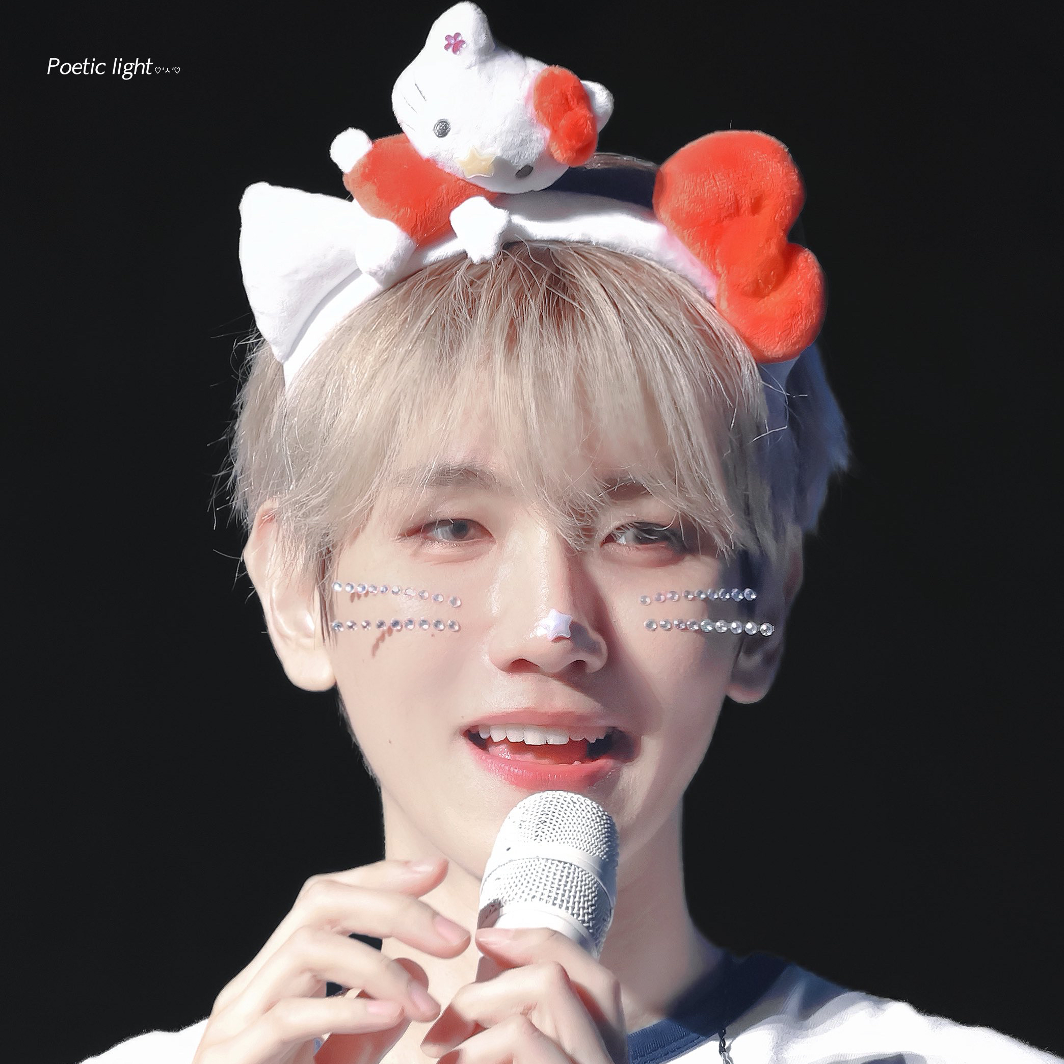 백현 (EXO) 최근 활동샷