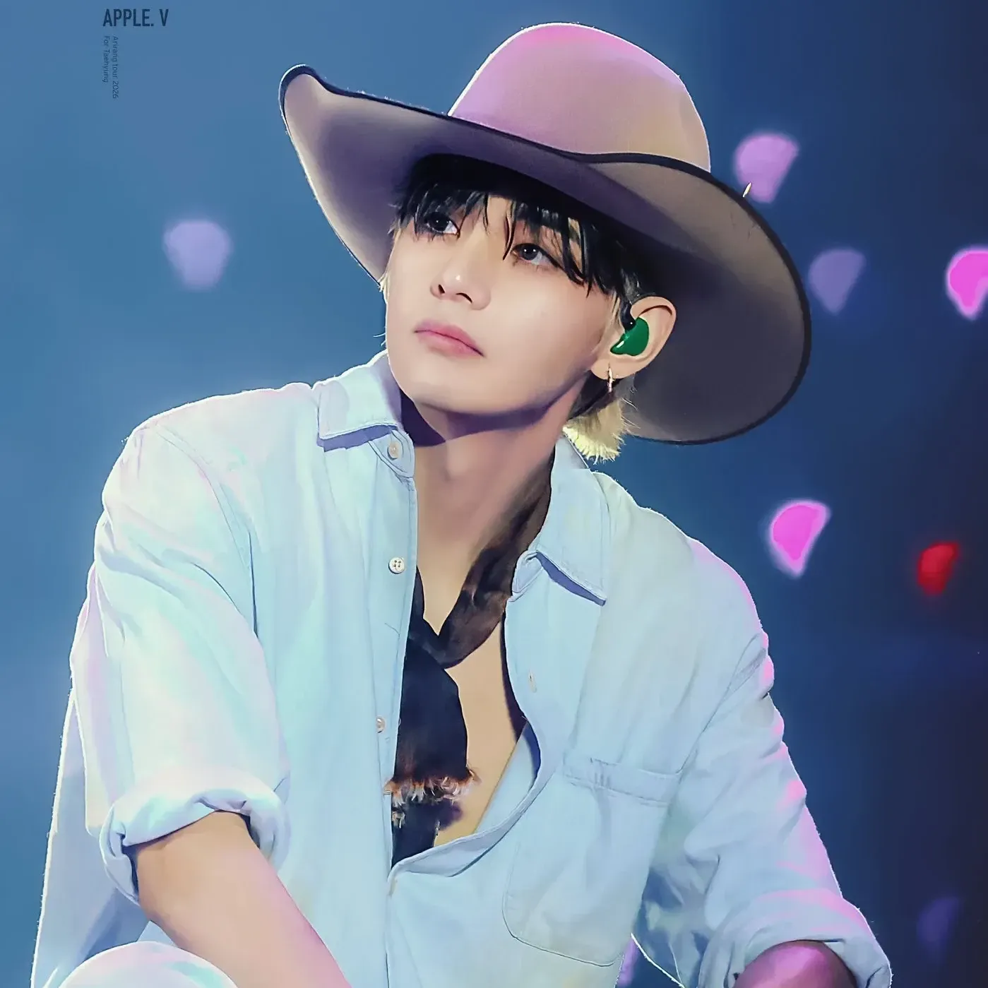 뷔 (방탄소년단) 최근 활동샷