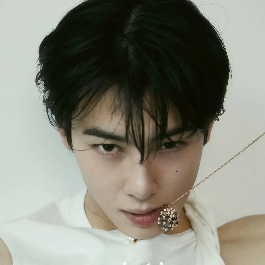 Recent activity shot of Eunwoo (ASTRO)