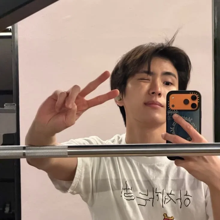 龙熙 (CIX)的最新照片