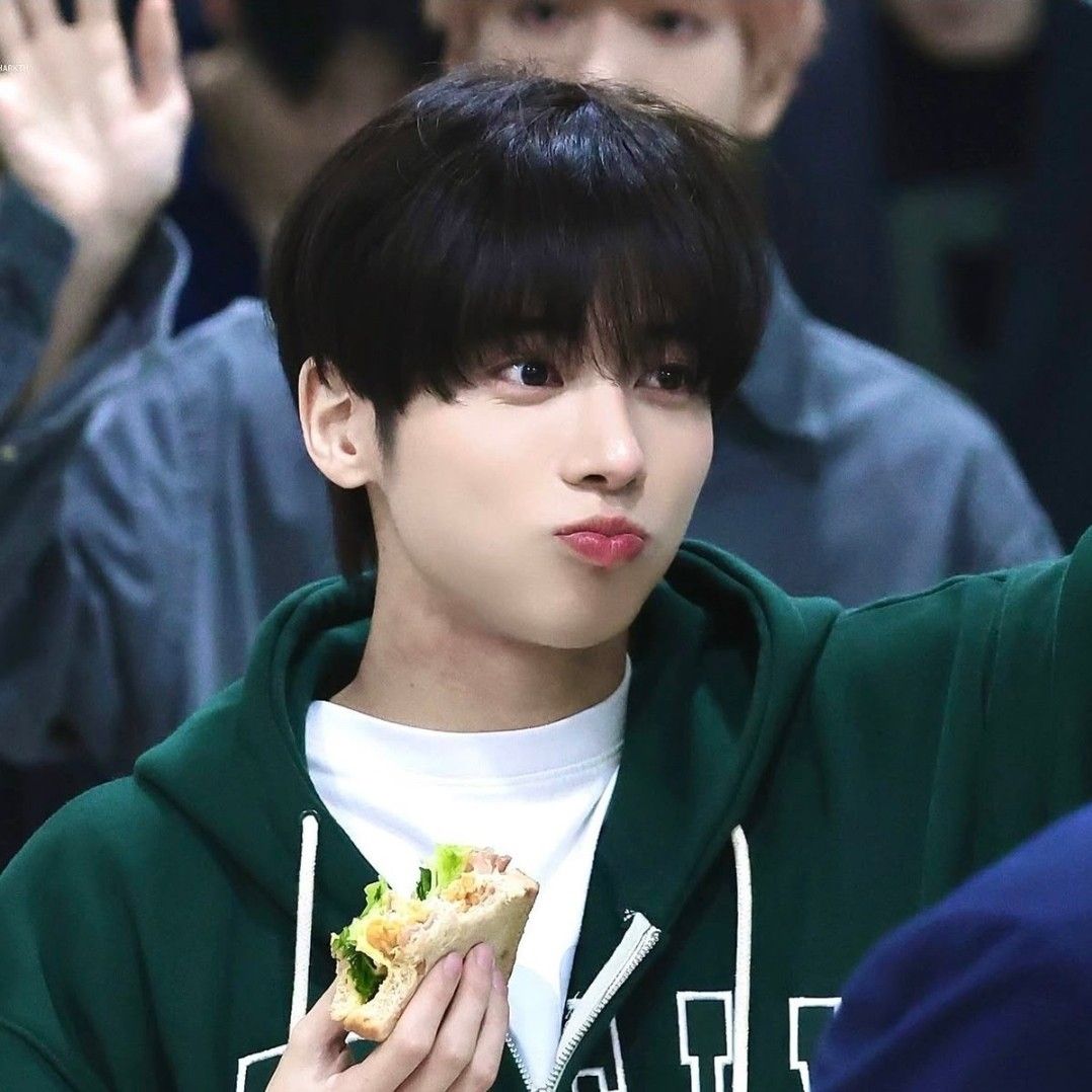 태현 (투모로우바이투게더) 팬이 찍은 순간