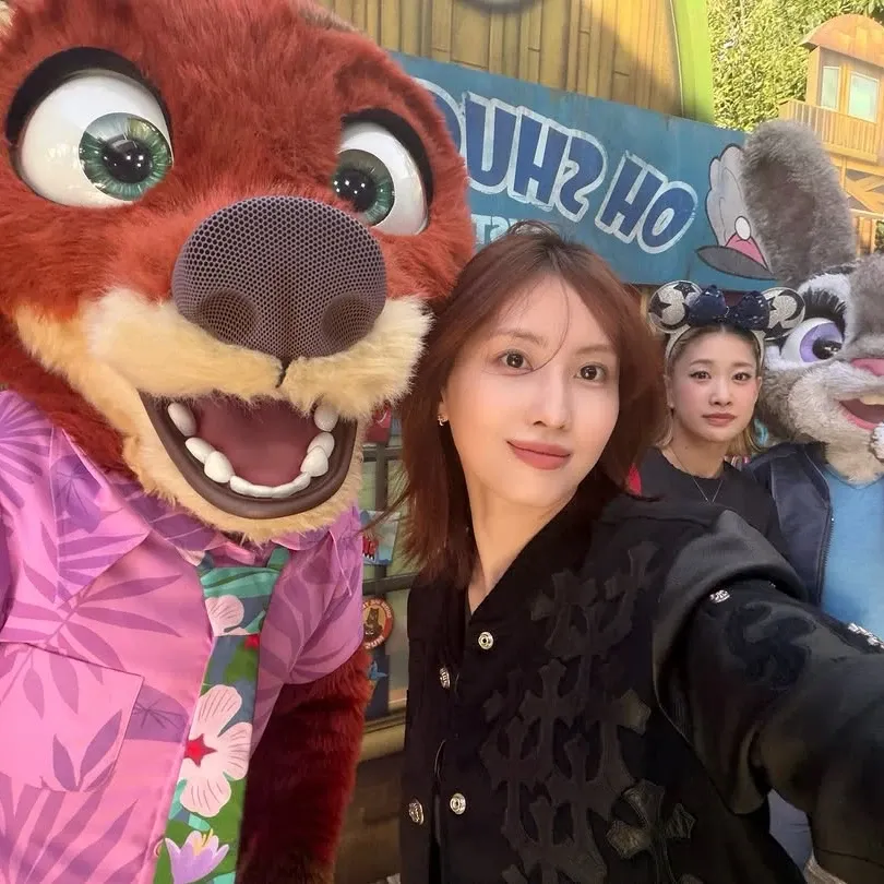 Momo (TWICE)的最新活動照片