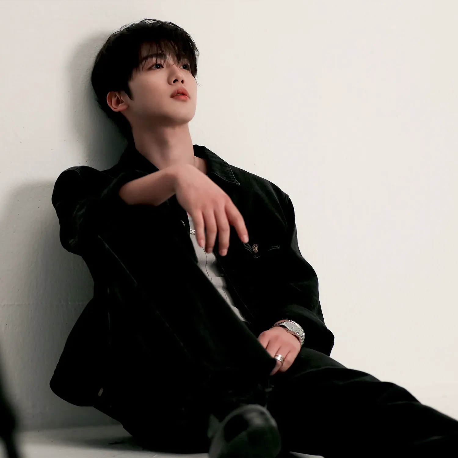 Latest photo of Kim Yohan (WEi)