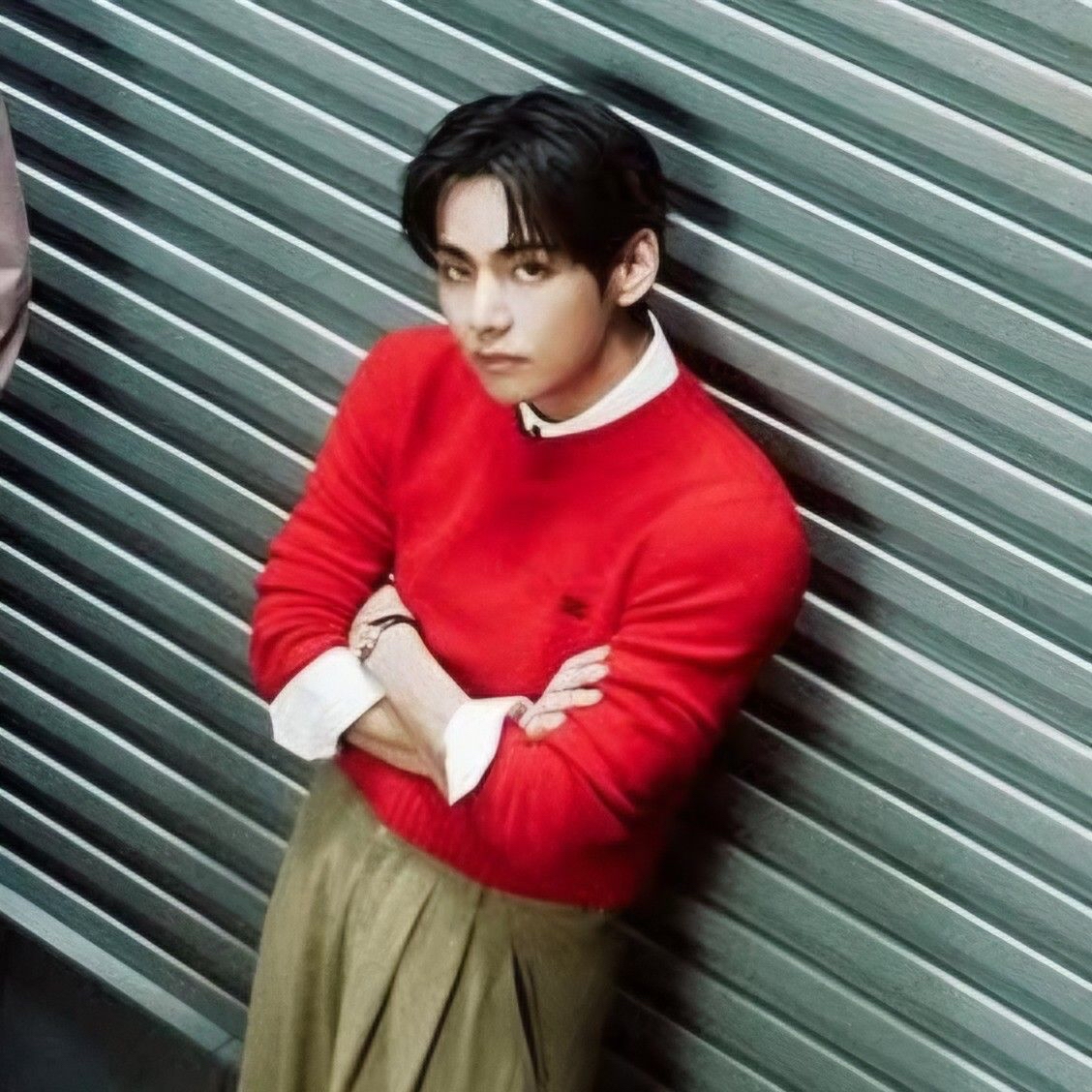 뷔 (방탄소년단)의 비하인드 컷