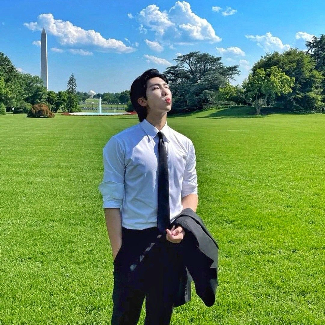 Behind-the-scenes cut of RM (BTS)