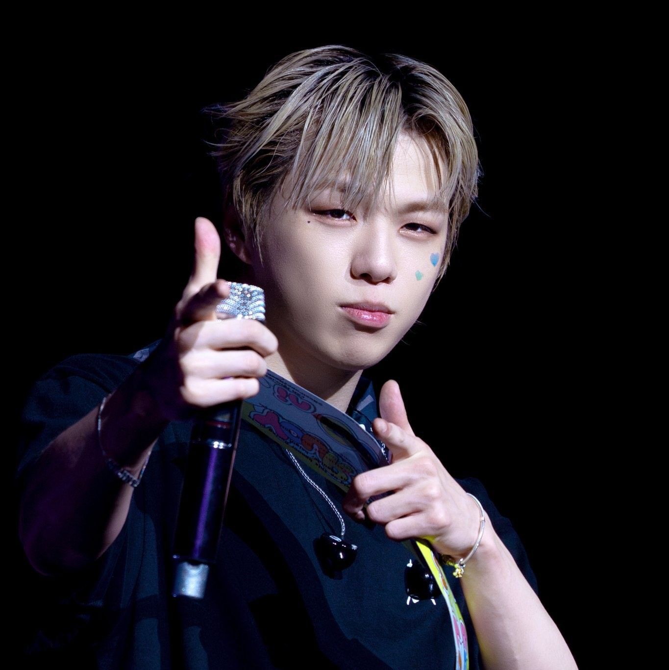 강다니엘의 최신 사진