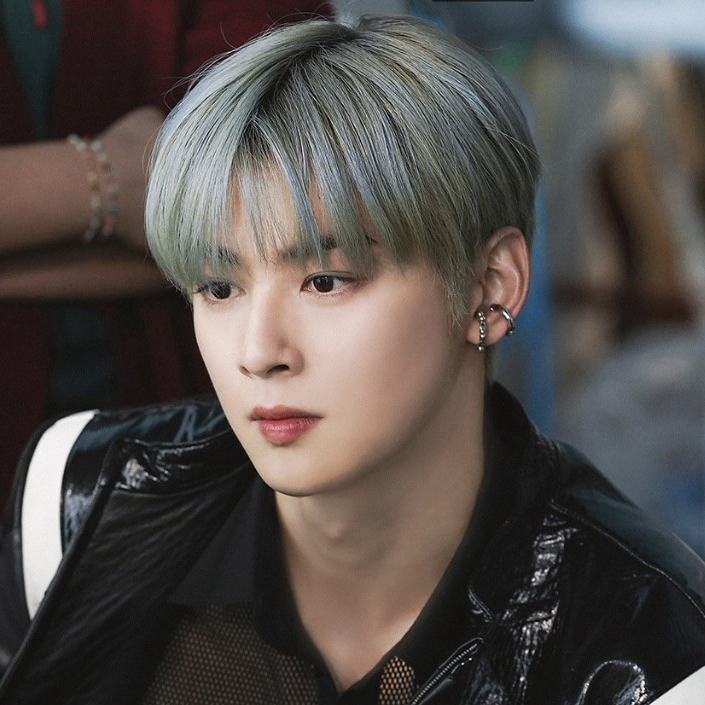 Recent activity shot of Eunwoo (ASTRO)