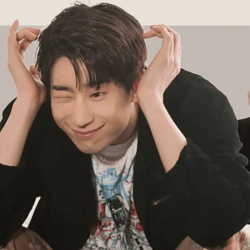 Latest photo of Han Seungwoo