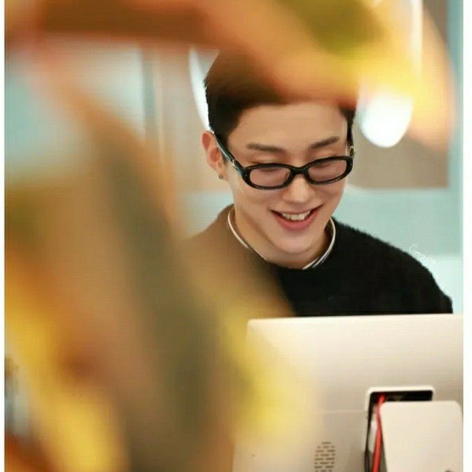 Behind-the-scenes cut of Jongup (B.A.P)