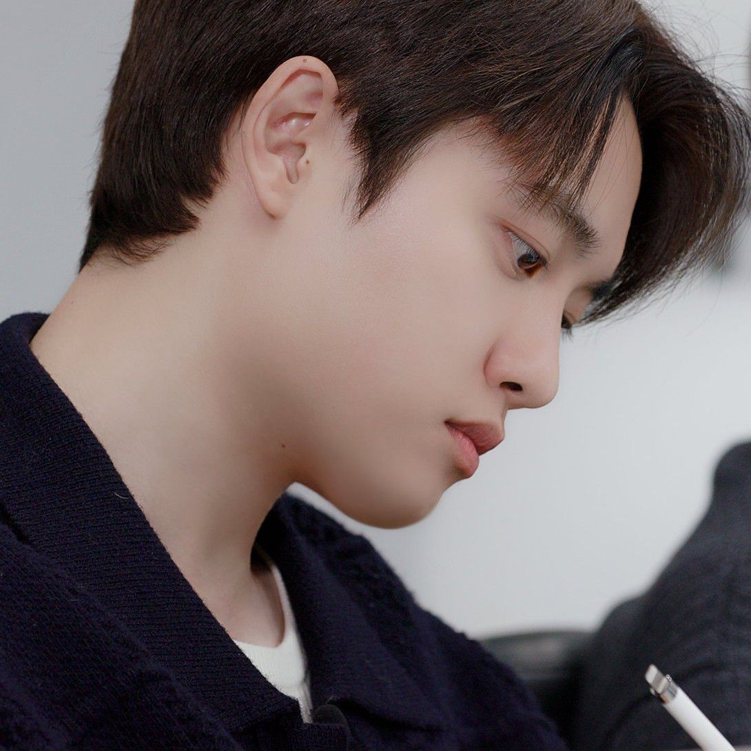 D.O. (EXO)的最新照片