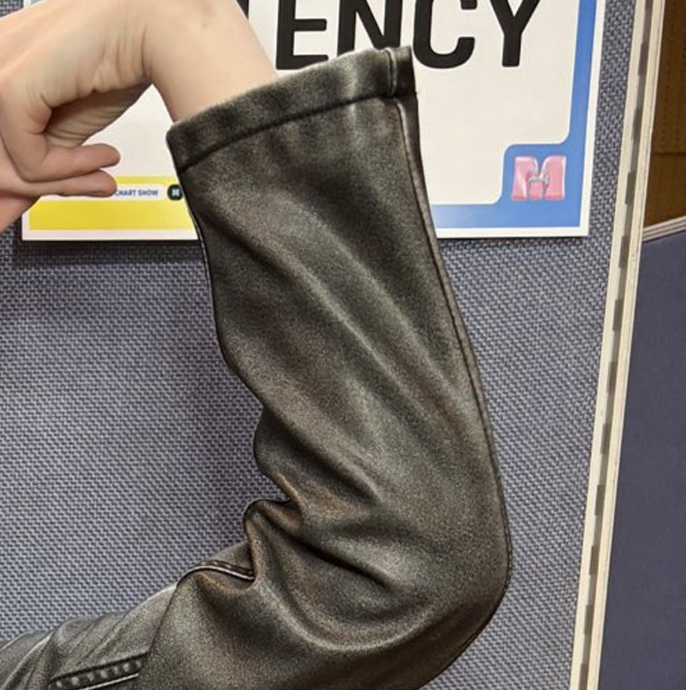 Recent activity shot of Loossemble